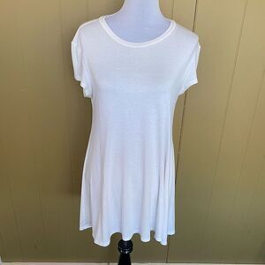 Express one eleven women L short sleeve Crewneck shift dress/swim cover white